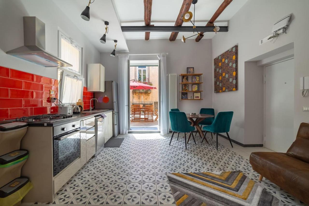 Galluppi Design Apartment By HouseinНеаполь Экстерьер фото